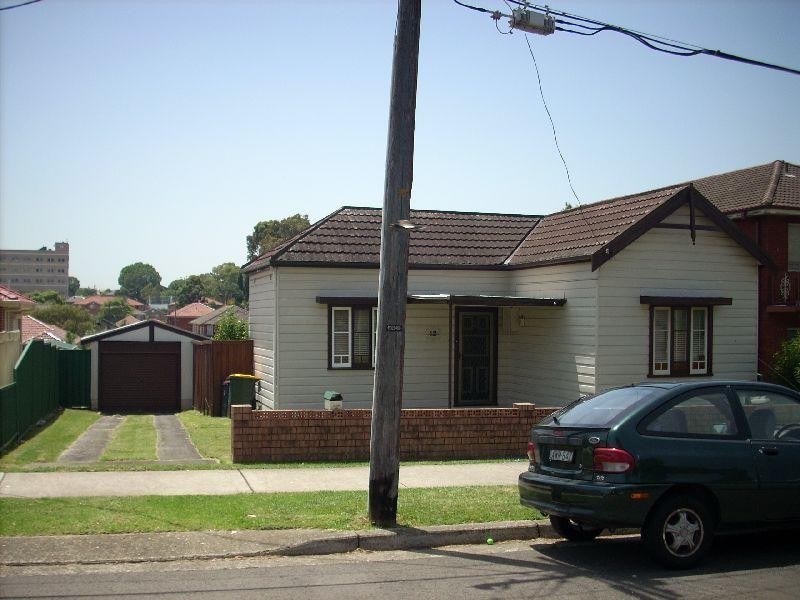 12 KATHLEEN  St, Wiley Park NSW 2195