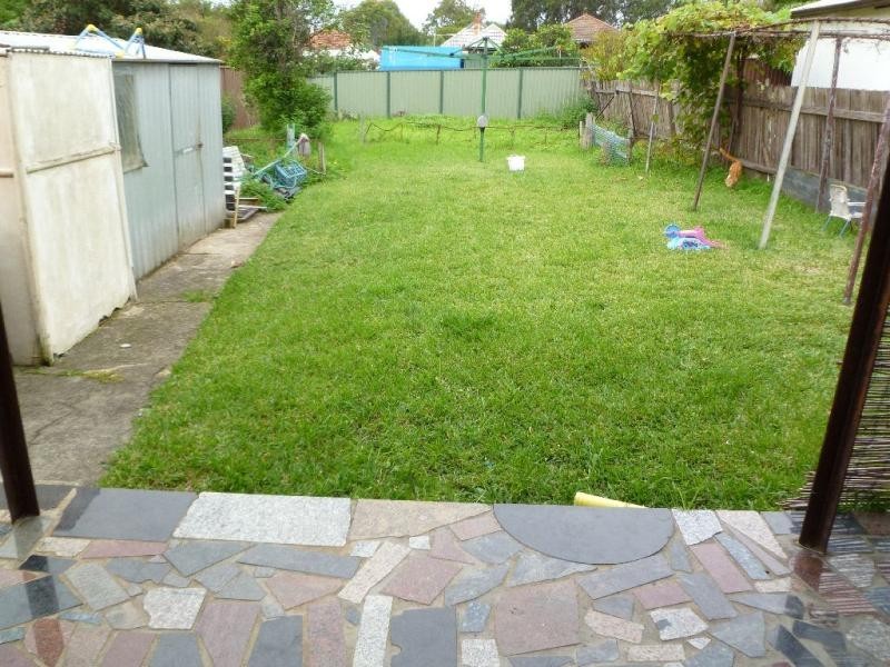 40 Quigg  St, Lakemba NSW 2195