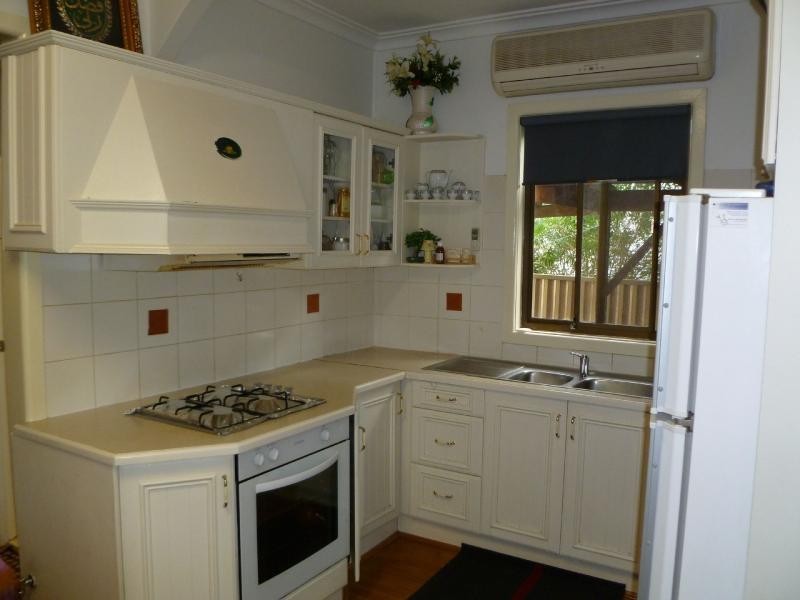 166 Juno  Pde, Greenacre NSW 2190