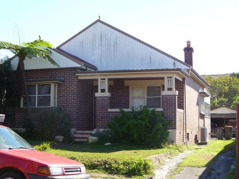 1 Mary  St, Wiley Park NSW 2195