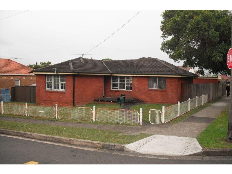 66 DENNIS St, Lakemba NSW 2195