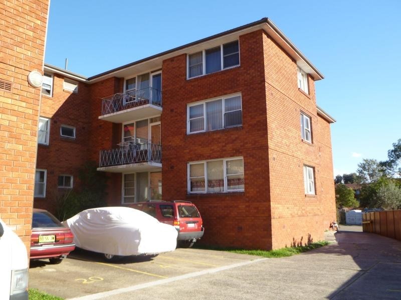 3/73 Fairmount  St, Lakemba NSW 2195