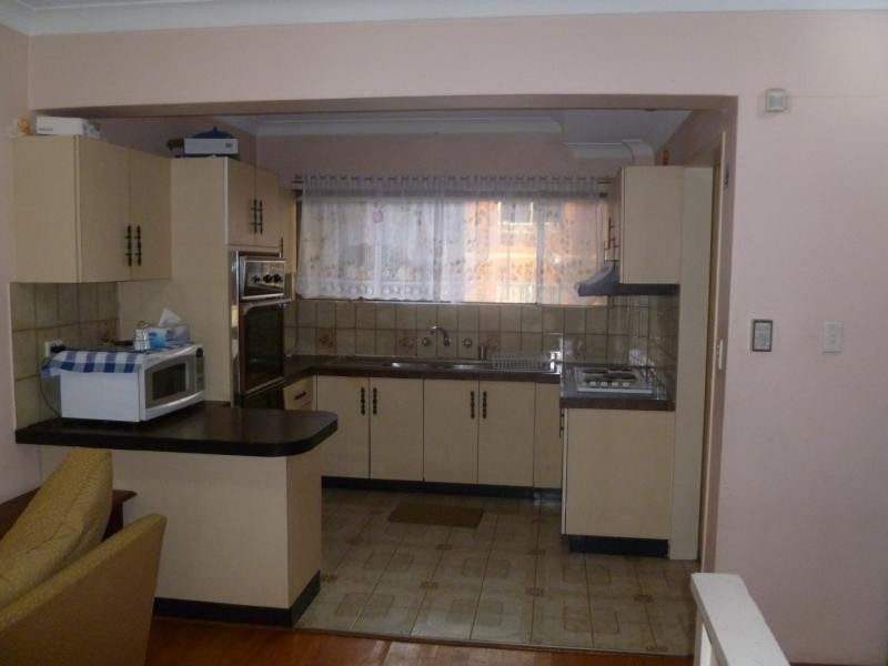 2/28 Ernest  St, Lakemba NSW 2195