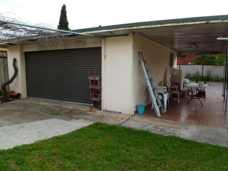 6 Hampden St, Lakemba NSW 2195