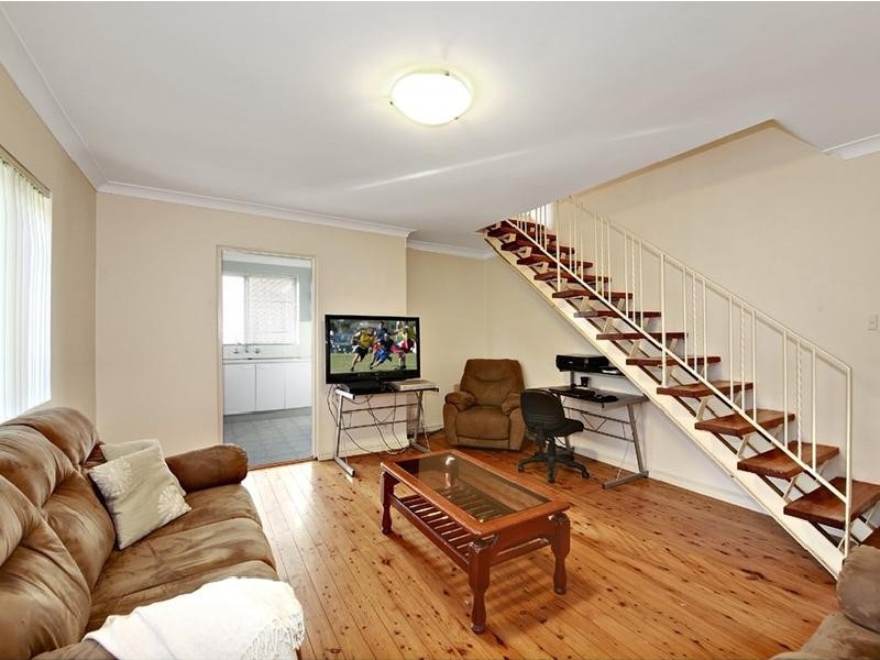 1/64 Taylor St, Lakemba NSW 2195