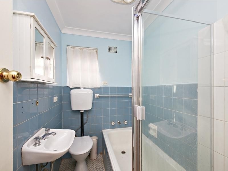 1/64 Taylor St, Lakemba NSW 2195