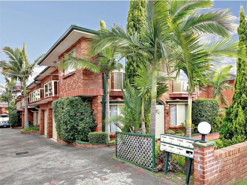 9/64 Wangee  Rd, Lakemba NSW 2195