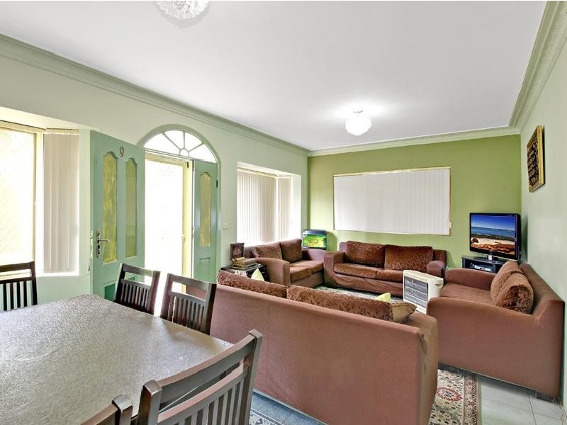 9/64 Wangee  Rd, Lakemba NSW 2195