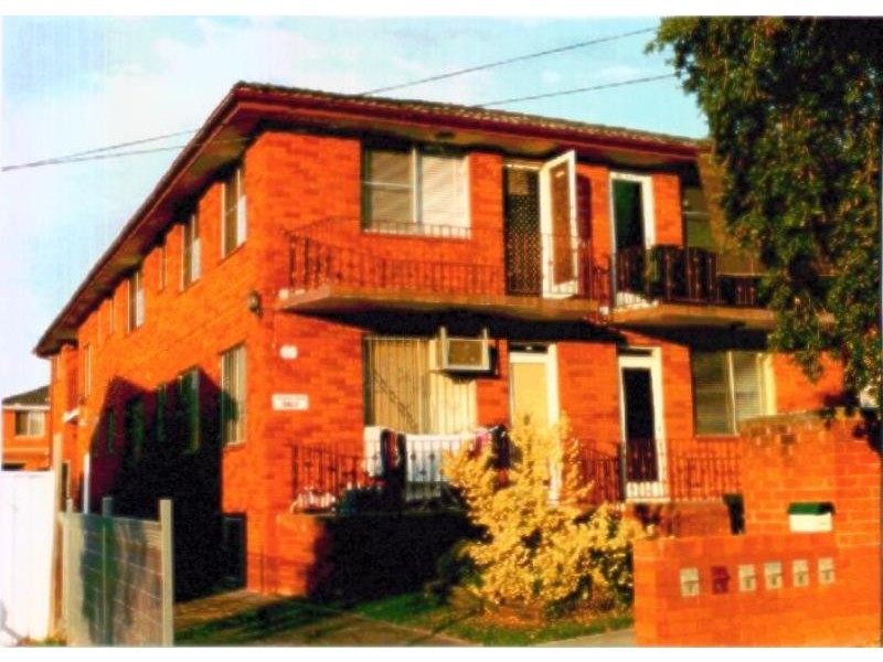 4/60 ERNEST St, Lakemba NSW 2195