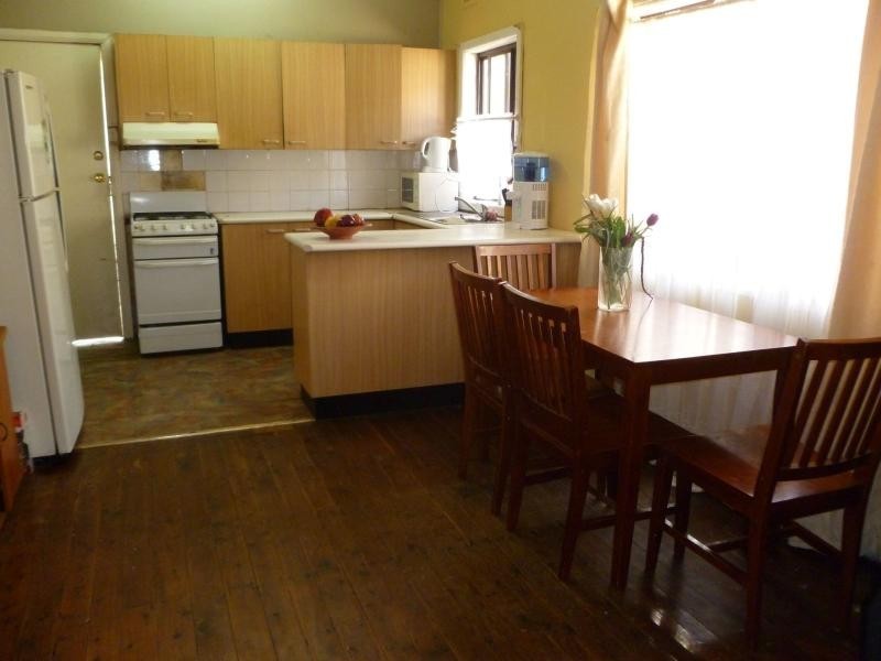 9 Able  St, Greenacre NSW 2190