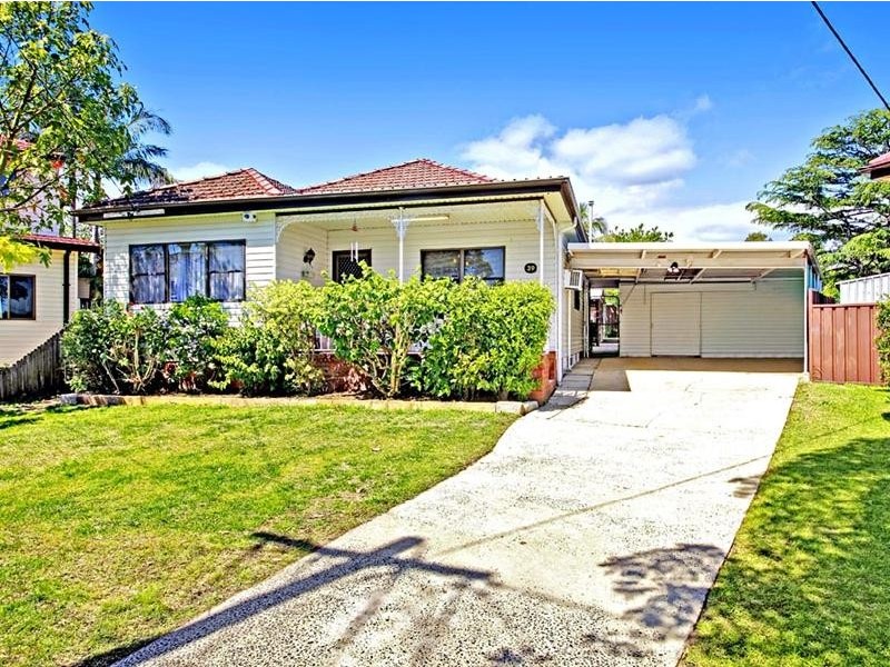 39 Rivenoak  Ave, Padstow NSW 2211