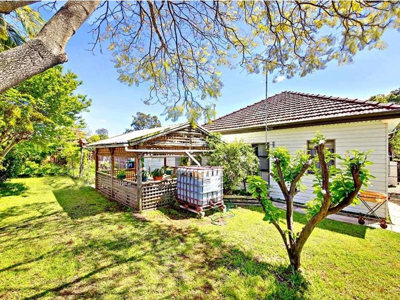 39 Rivenoak  Ave, Padstow NSW 2211