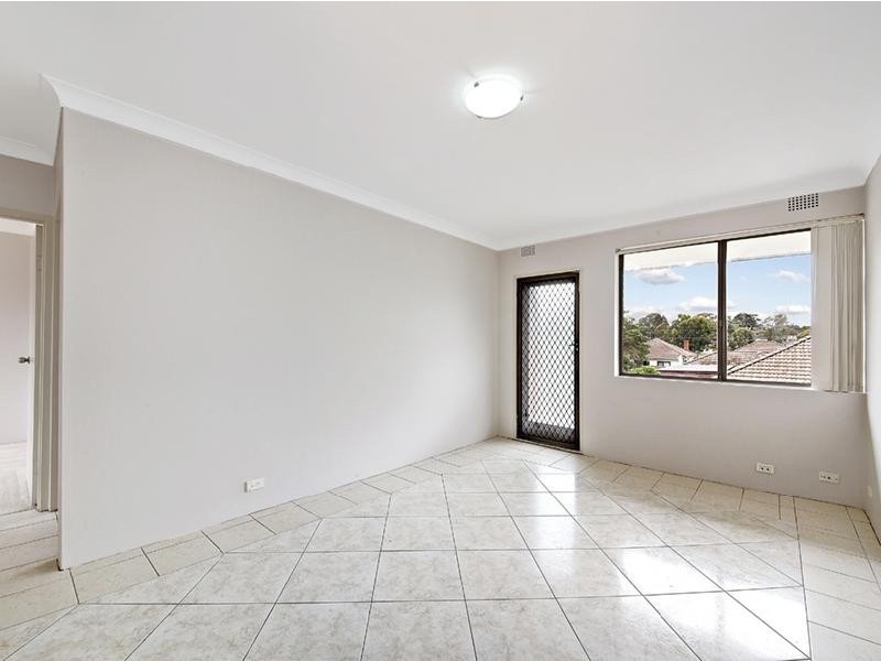 4/92 Hampden  Rd, Lakemba NSW 2195