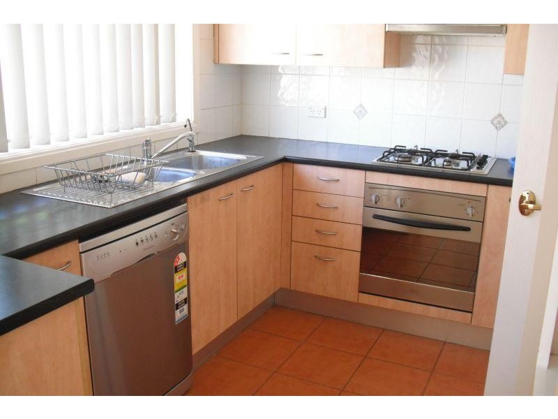 2/97 WANGEE  Rd, Greenacre NSW 2190