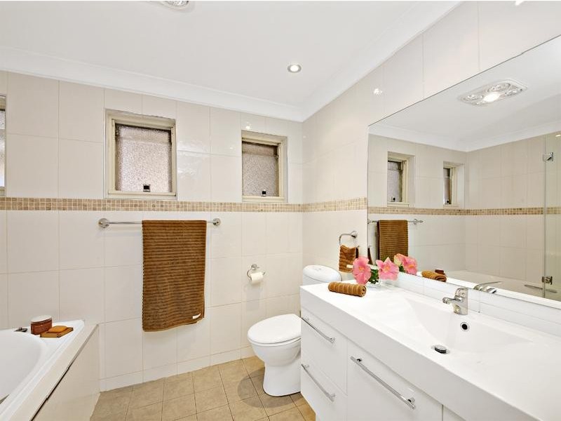 200 King Georges Rd, Roselands NSW 2196