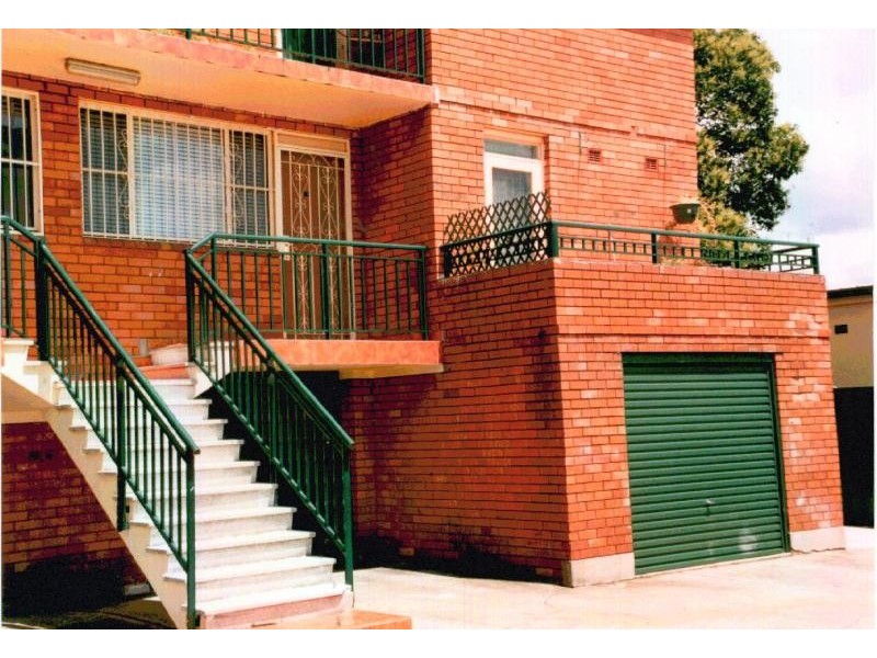 3/38  MORETON St, Lakemba NSW 2195