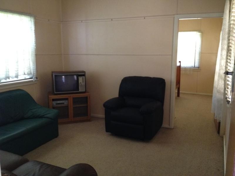 42  Shadforth St, Wiley Park NSW 2195