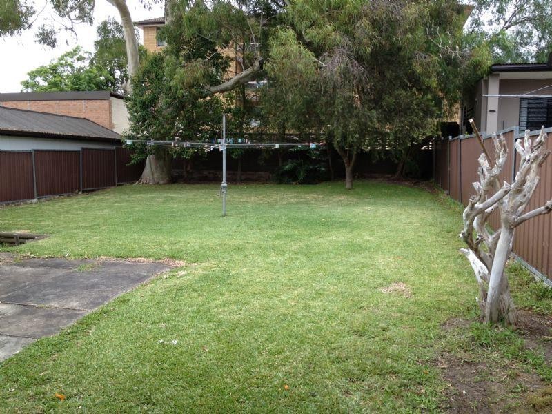 103 Quigg St, Lakemba NSW 2195