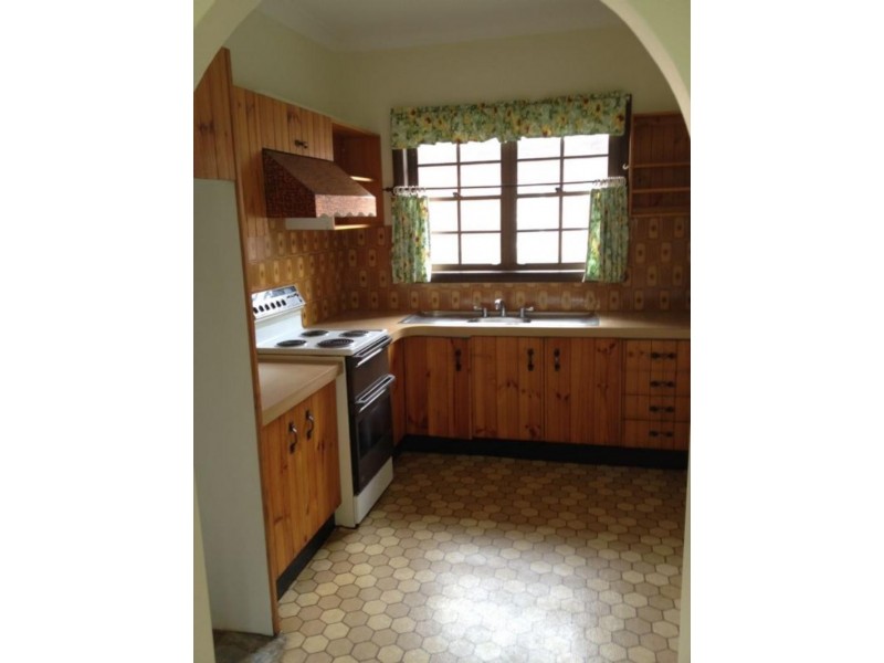 7 ENNOGERA Rd, Beverly Hills NSW 2209