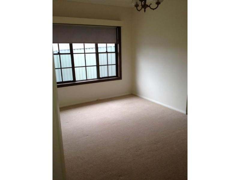 7 ENNOGERA Rd, Beverly Hills NSW 2209