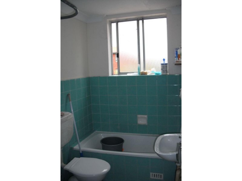 2/47 Yerrick Rd, Lakemba NSW 2195