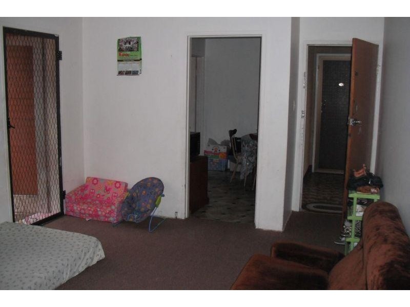 2/47 Yerrick Rd, Lakemba NSW 2195