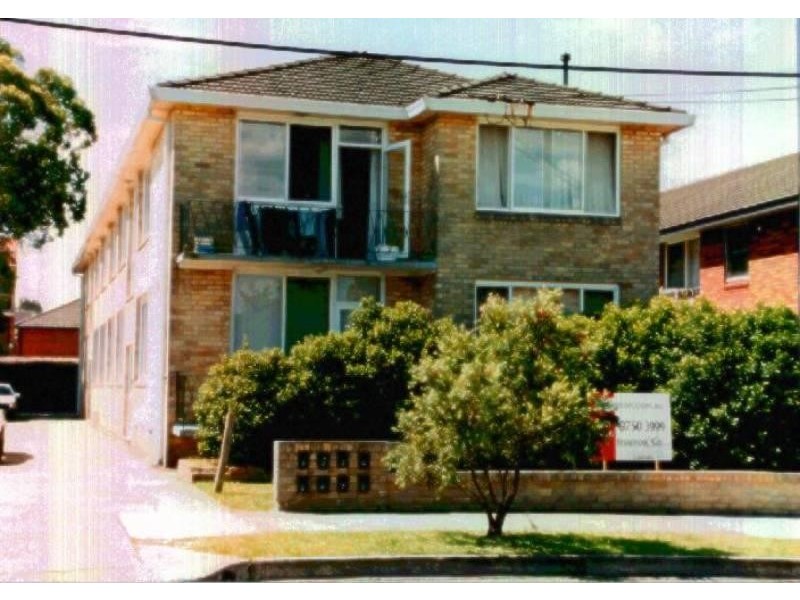 6/13  MARY St, Wiley Park NSW 2195