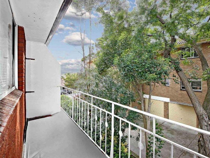 4/28 Ferguson Ave, Wiley Park NSW 2195