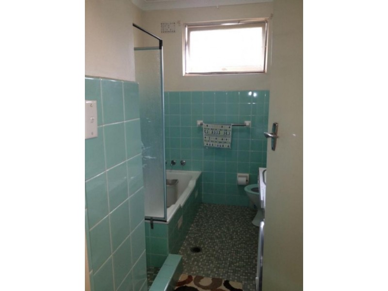 8/29 Dennis St, Lakemba NSW 2195