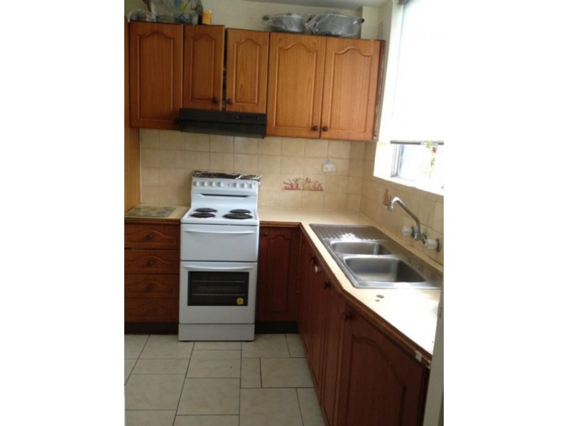 1/4 Holland Pl, Lakemba NSW 2195