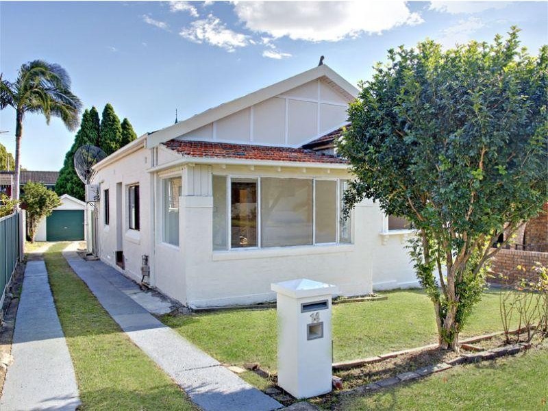 14 Boorea Ave, Lakemba NSW 2195