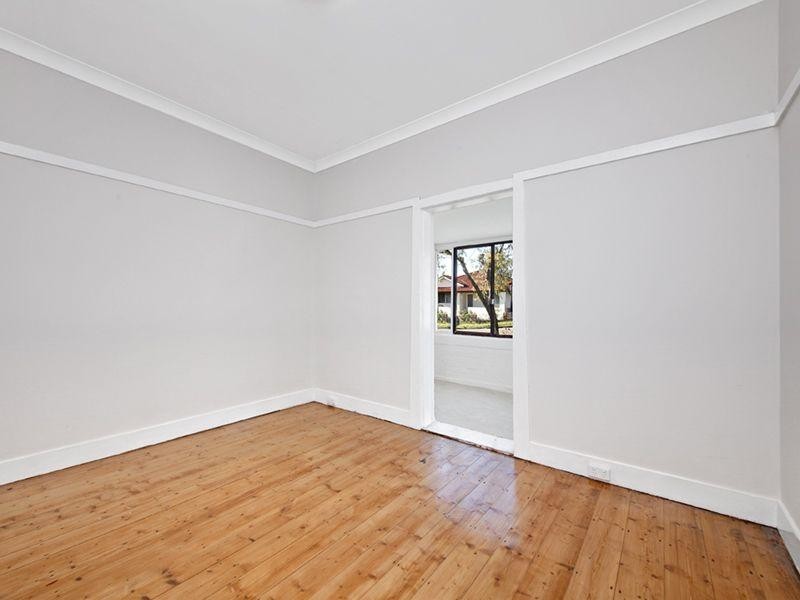 14 Boorea Ave, Lakemba NSW 2195