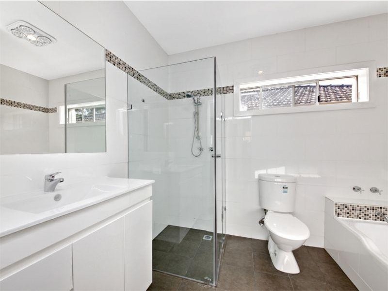 14 Boorea Ave, Lakemba NSW 2195