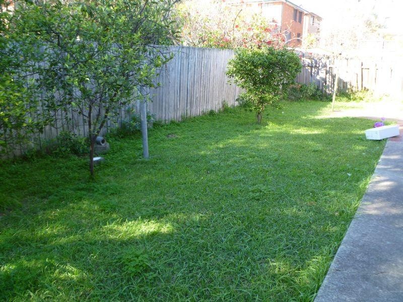 20 King Georges Rd, Wiley Park NSW 2195