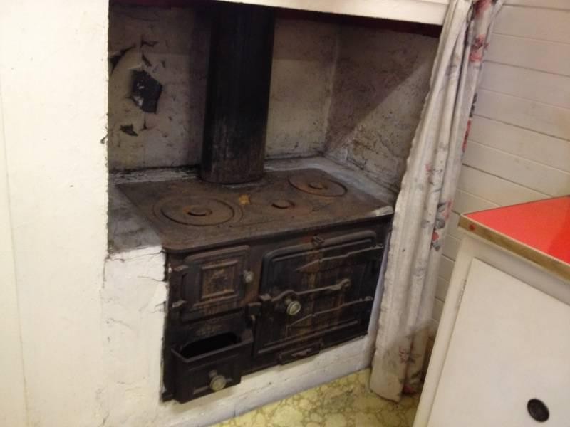 10 Sylvester Ave, Roselands NSW 2196