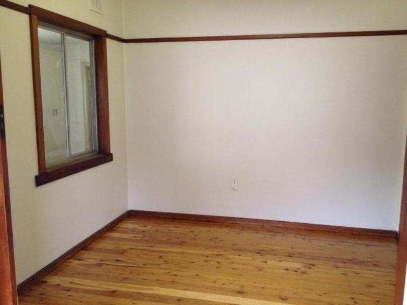 4 VERNON St, Punchbowl NSW 2196