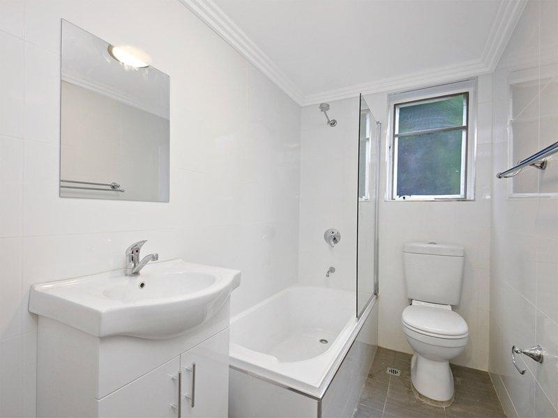 2/29 MCCOURT St, Lakemba NSW 2195