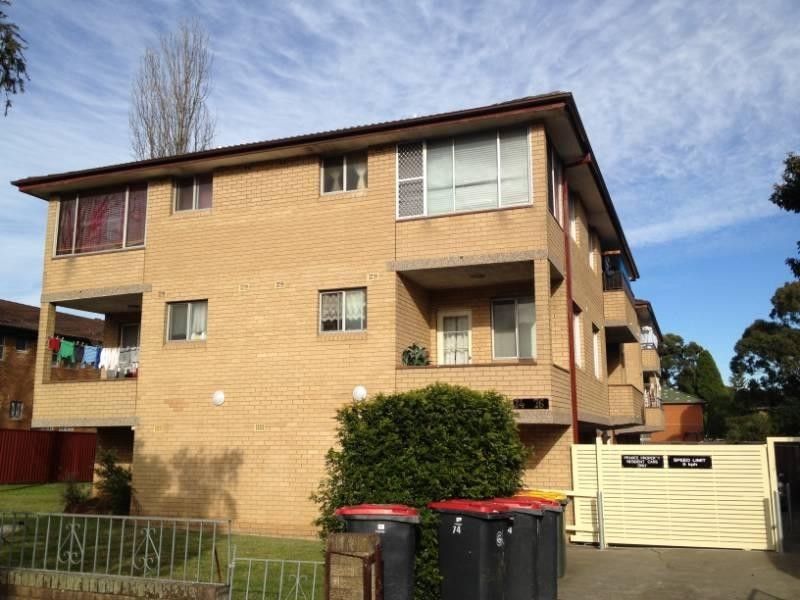 6/74 Wangee Rd, Lakemba NSW 2195