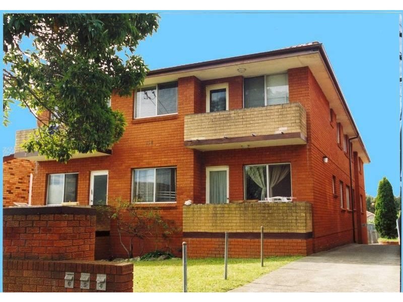 1/114 SPROULE St, Wiley Park NSW 2195