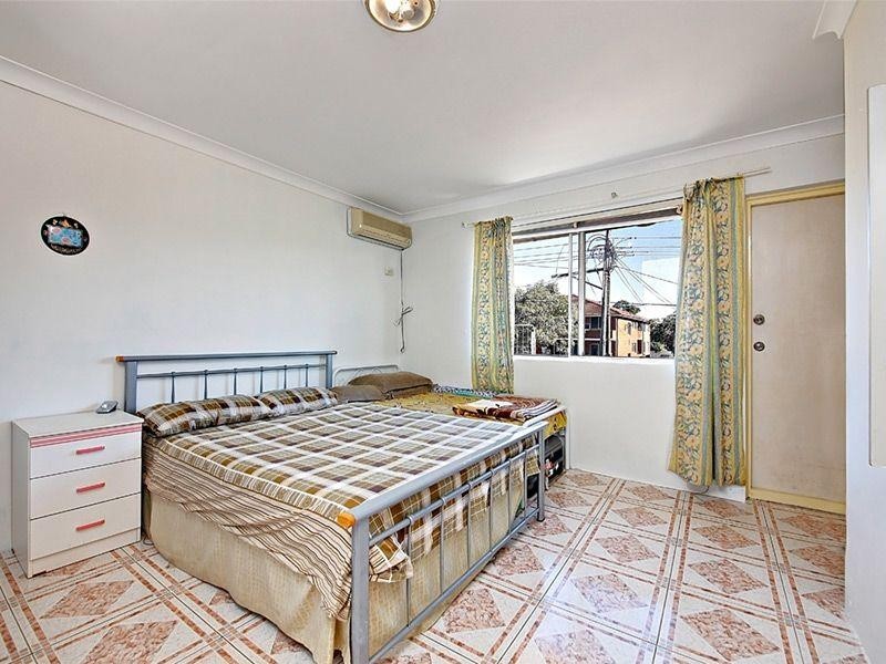 1/47 FAIRMOUNT St, Lakemba NSW 2195