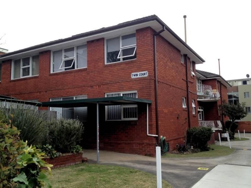 13/13 Phillip St, Roselands NSW 2196