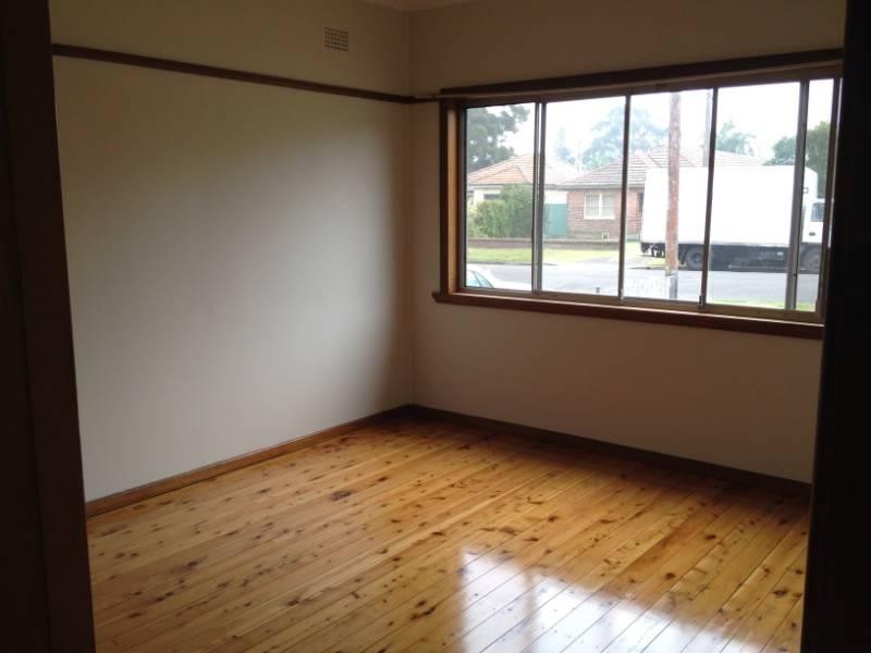 4 Vernon St, Punchbowl NSW 2196