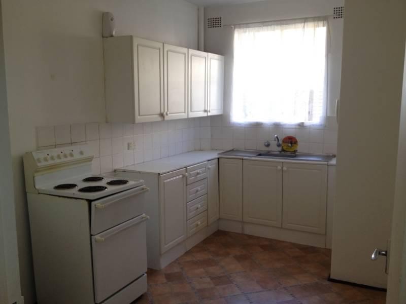 1/10 Fairmount St, Lakemba NSW 2195