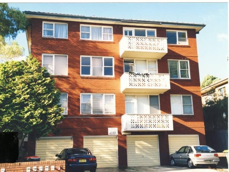 8/104 CROYDON St, Lakemba NSW 2195