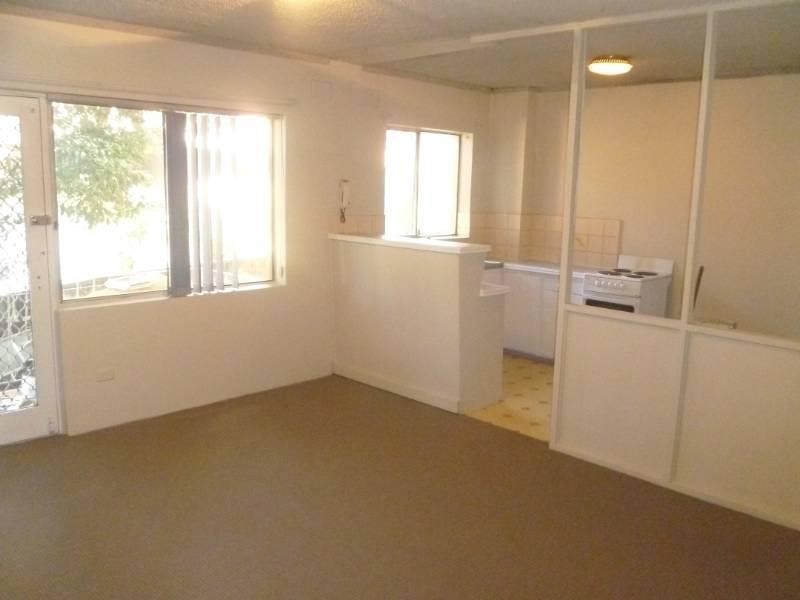 2/63 MORETON St, Lakemba NSW 2195