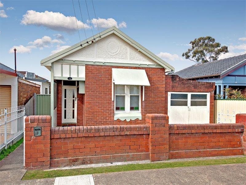 12 Dennis St, Lakemba NSW 2195