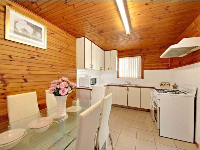 85 Belmore Rd, Punchbowl NSW 2196