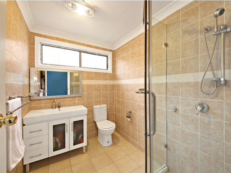 85 Belmore Rd, Punchbowl NSW 2196