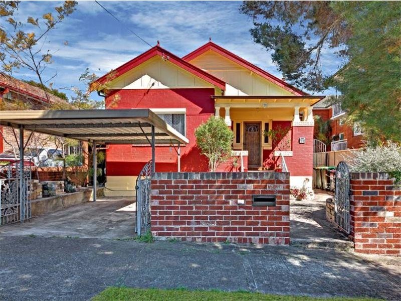 31 Dennis St, Lakemba NSW 2195