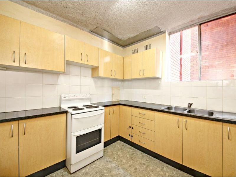 4/11 Croydon St, Lakemba NSW 2195